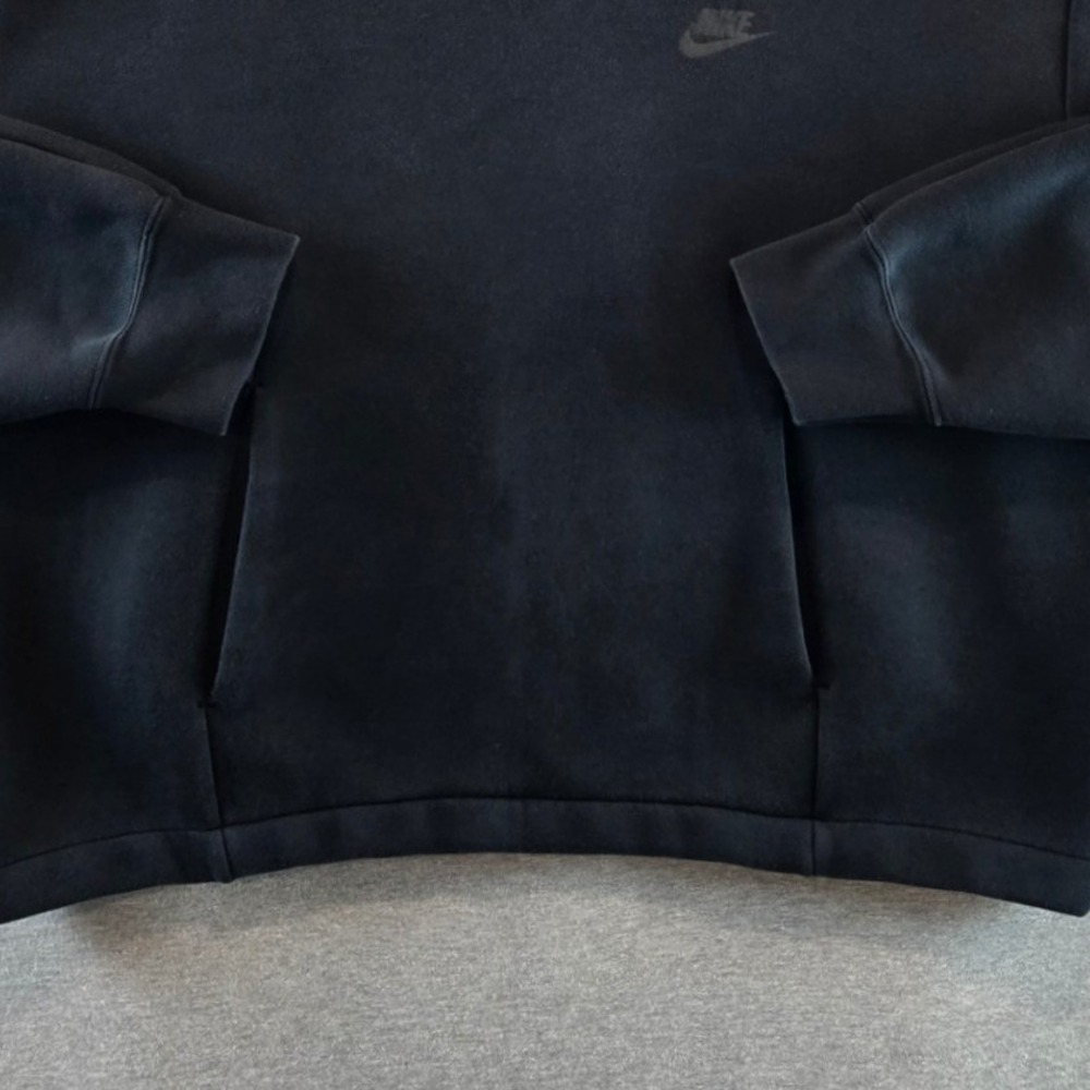 Nike Black Women's Pullover Hoodie - Picture 7 of 10